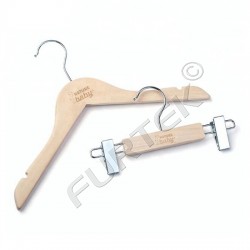 Вешалки с логотипом