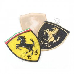 Резиновые этикетки для одежды