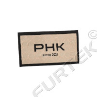 Жаккардовые этикетки с рельефным фоном