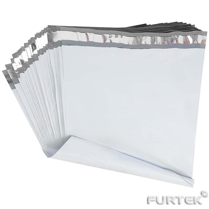 Белые курьерские пакеты