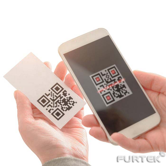 Бирка с qr кодом для одежды