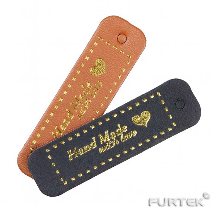 Тиснение фольгой на кожаных бирках Тиснение фольгой на кожаных бирках